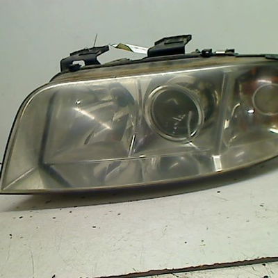 Phare gauche AUDI A6 AVANT QUATTRO 2.5 V6