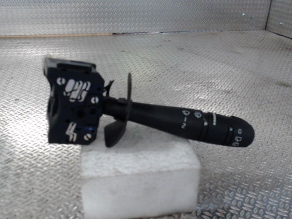 Commande essuie glace Renault SCÉNIC I Monospace (JA0-1_, FA0_) 1.6 (ja00, ja16, ja15, ja19, ja1v, ja2b, ja2c, ja0b,... (1999-2003) 5 portes