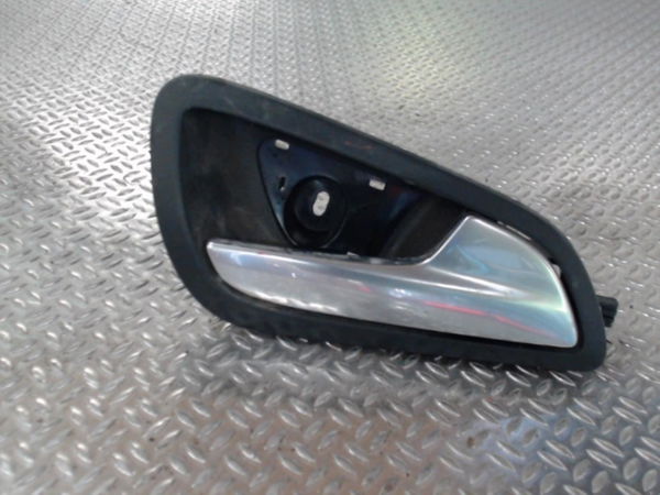 Poignee int porte ard Ford C-MAX II (DXA-CB7, DXA-CEU) 1.6 tdci (2010-2019) 5 portes