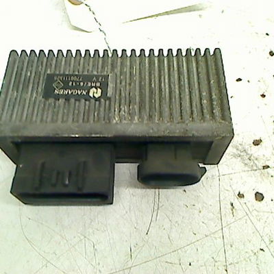 Boitier de préchauffage Renault MEGANE I (BA0-1_) 1.9 dti (ba08, ba0n) (1997-2001)