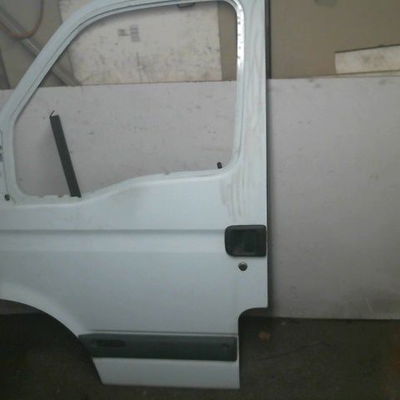 Porte avant gauche Renault MASTER II Autobus-Autocar (JD) 2.5 dci (2006)