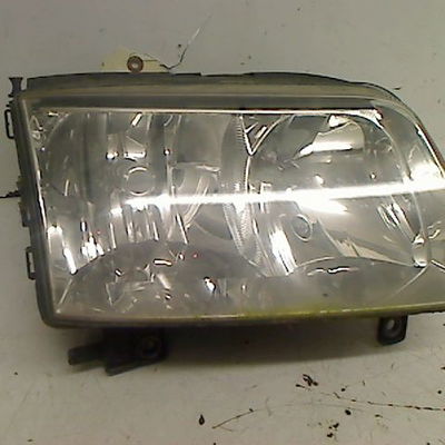 Phare droit Volkswagen POLO (6N2) 1.4 16v (1999-2001)