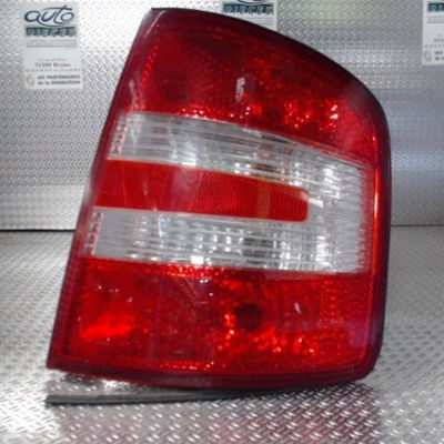 Feu arrière droit Skoda FABIA I Combi (6Y5) 1.4 tdi (2003-2007)