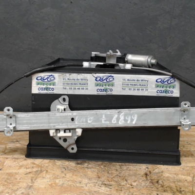 Mecanisme  moteur lève-glace avant droit Nissan X-TRAIL I (T30) 2.2 dci 4x4 (2001-2008) 5 portes