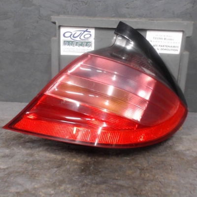 Feu arrière droit Mercedes-benz CLASSE C Coupe Sport (CL203) C 220 cdi (203.708) (2004-2008) 3 portes