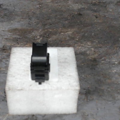 Commande lève-glace porte avant droite Toyota YARIS (_P1_) 1.4 d-4d (nlp10_) (2001-2005)