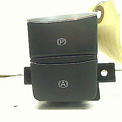 Interrupteur commande de frein a main FORD FOCUS IV