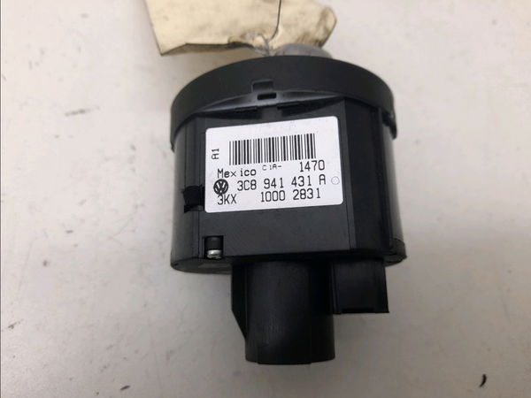 Interrupteur commande de phares Volkswagen SHARAN (7N1, 7N2) 2.0 tdi (2010) 5 portes