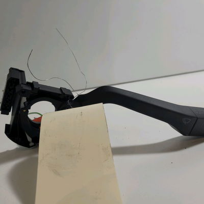 Commande essuie glace Volkswagen POLO Coupé (86C, 80) 1.0 cat (1989-1994)