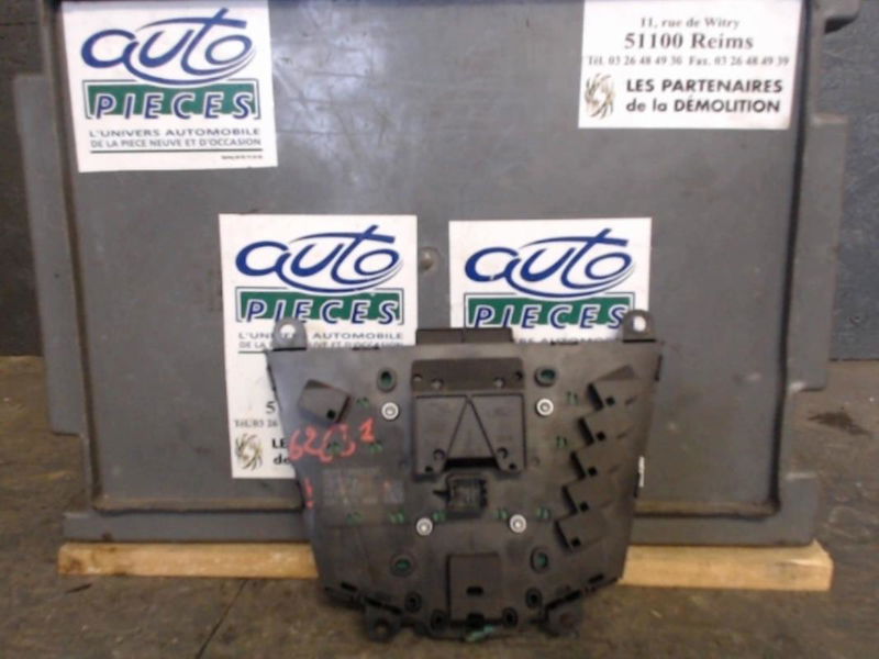 Commande autoradio Ford B-MAX (JK) 1.0 ecoboost (2012)