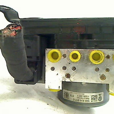 Unité hydraulique abs Audi A3 (8V1, 8VK) 2.0 tdi (2012-2017)