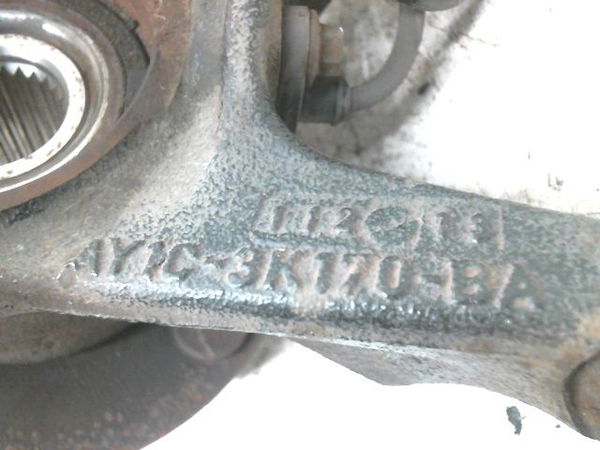Pivot avd Ford FIESTA VI (CB1, CCN) 1.0 ecoboost (2013)