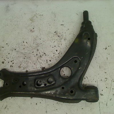 Triangle inf avg Volkswagen POLO (9N_, 9A_) 1.4 tdi (2001-2005) 5 portes