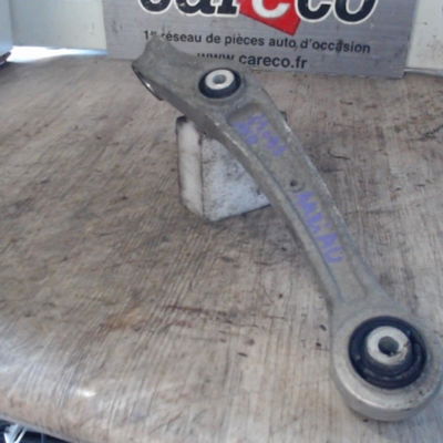 Triangle sup avd Audi A4 B8 (8K2) 2.0 tfsi (2008-2015)