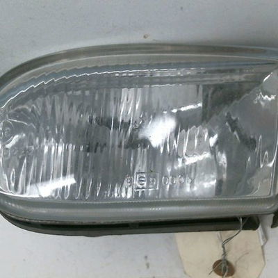Phare antibrouillard avant droit RENAULT R19