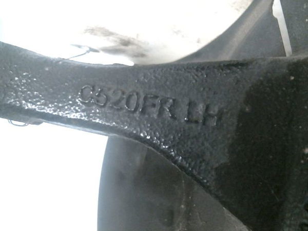Pivot avg FORD KUGA II