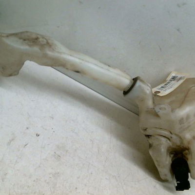 Reservoir lave-glace avant PEUGEOT 207 1.6 I ?16V 110 SPORT PACK