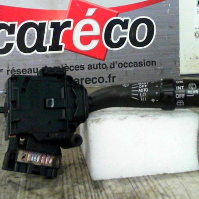 Commande essuie glace Toyota COROLLA Verso (ZER_, ZZE12_, R1_) 2.0 d-4d (cur10_) (2004-2009)
