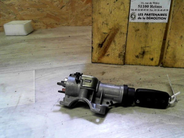 Antivol de direction Volkswagen POLO (9N_, 9A_) 1.4 tdi (2001-2005) 5 portes