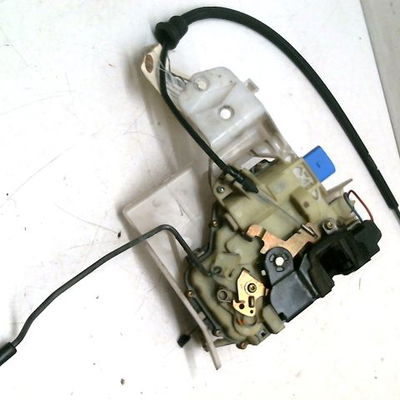 Serrure porte avg VOLKSWAGEN POLO
