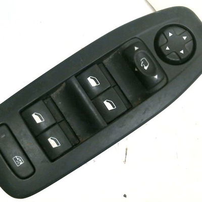 Commande lève-glace porte avant gauche PEUGEOT 2008