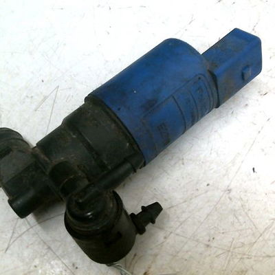 Pompe lave-glace avant VOLVO V60