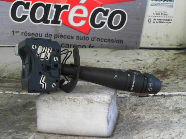 Commande essuie glace Renault SCÉNIC I Monospace (JA0-1_, FA0_) 1.9 dci (ja05, ja1f) (1999-2003) 5 portes