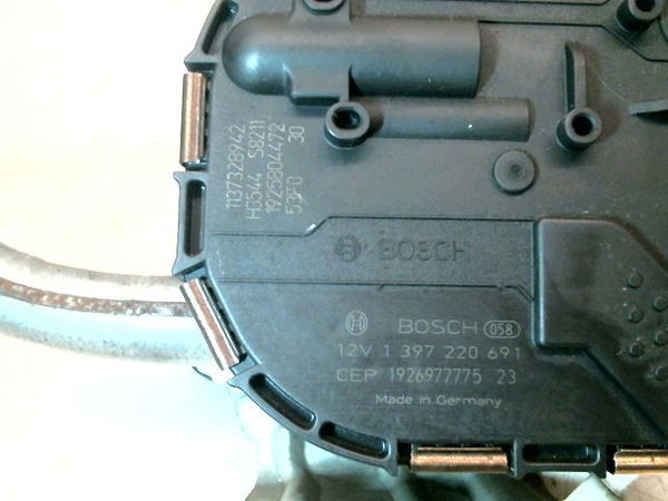 Moteur essuie-glace avant VOLKSWAGEN PASSAT