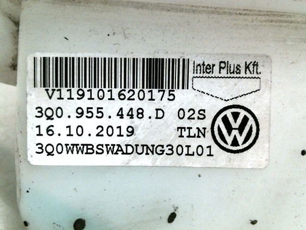 Reservoir lave-glace avant VOLKSWAGEN PASSAT