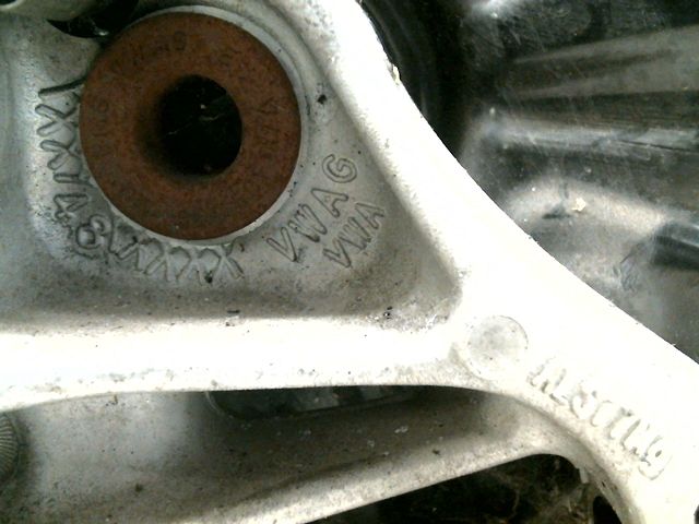 Pivot ard VOLKSWAGEN PASSAT