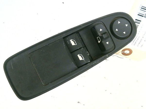 Commande lève-glace porte avant gauche CITROEN C4