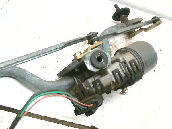 Moteur essuie-glace avant RENAULT CLIO