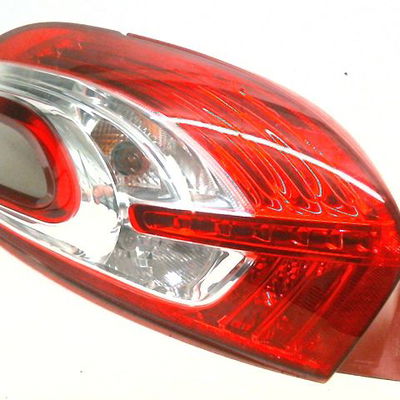 Feu arrière gauche PEUGEOT 208