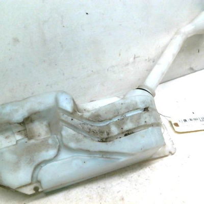 Reservoir lave-glace avant NISSAN QASHQAI