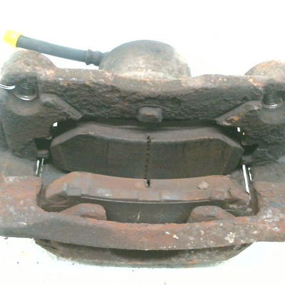 Etrier de frein avant gauche NISSAN QASHQAI