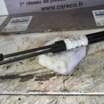Verin droit hayon Peugeot 407 Coupé (6C_) 2.7 hdi (2005)