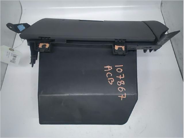Boite à gants Ford FOCUS C-MAX (DM2) 1.6 tdci (2003-2007)