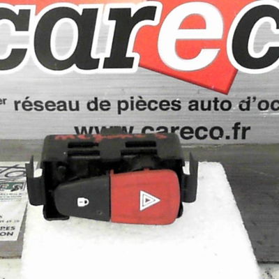 Bouton de warning Renault MEGANE III 3-5 portes (BZ0-1_, B3_) 1.5 dci (2009) 5 portes