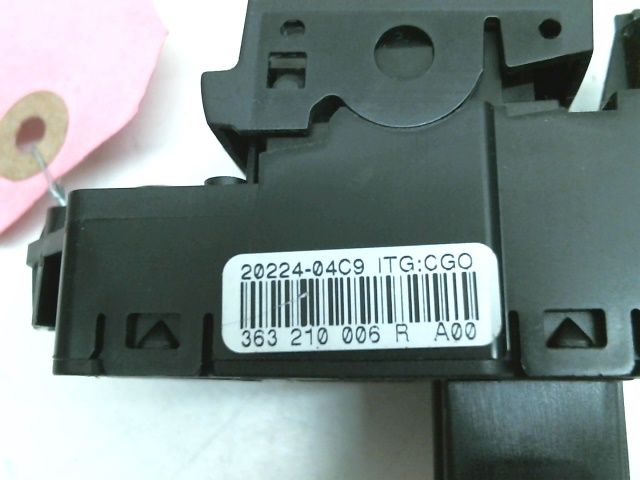Interrupteur commande de frein a main RENAULT MEGANE