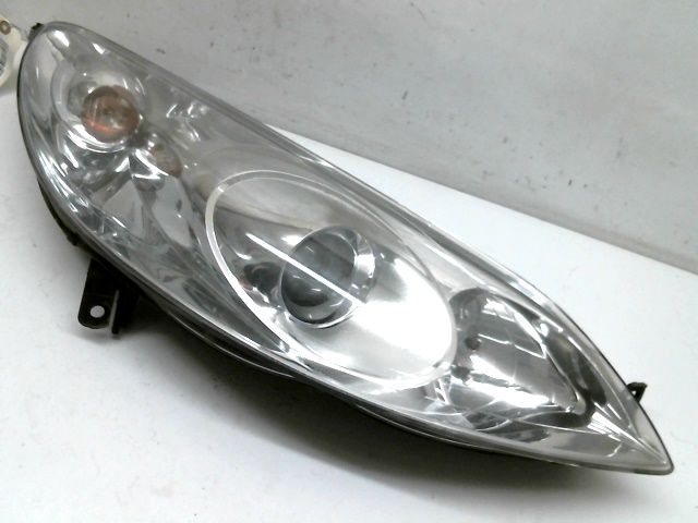 Phare droit PEUGEOT 407