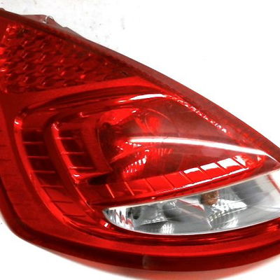 Feu arrière gauche FORD FIESTA