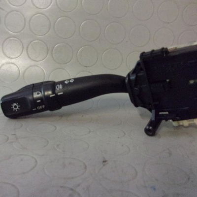 Commande eclairage TOYOTA MR III