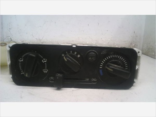 Commande de chauffage Suzuki JIMNY Véhicule tout terrain fermé (SN) 1.5 ddis 4x4 (2005) 3 portes