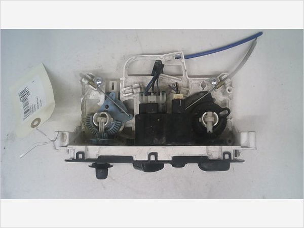 Commande de chauffage Suzuki JIMNY Véhicule tout terrain fermé (SN) 1.5 ddis 4x4 (2005) 3 portes
