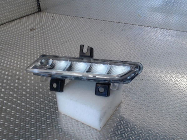 Feux position g RENAULT CAPTUR 1