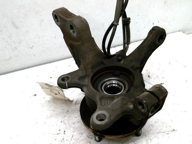 Pivot avd NISSAN NOTE 1.5 DCI 90 BLACK LINE