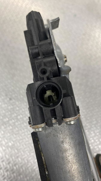 Mecanisme leve glace aile arg Nissan NOTE (E11, NE11) 1.5 dci (2010-2012)
