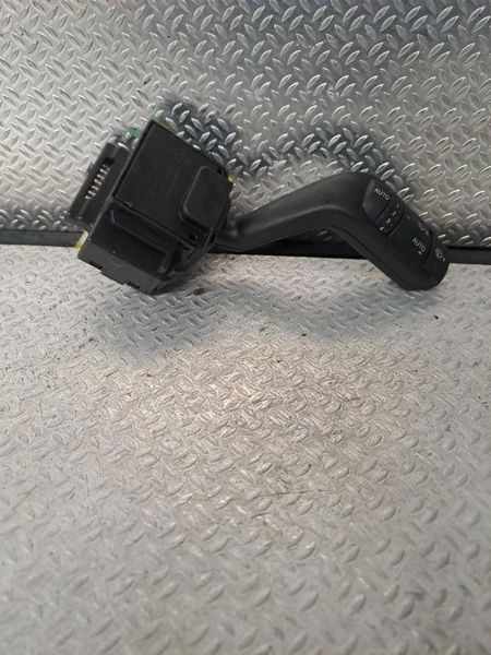 Commande essuie glace Ford FOCUS C-MAX (DM2) 1.6 tdci (2003-2007)