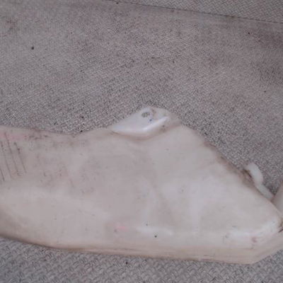 Reservoir lave-glace avant Peugeot 206 (2L_, 2M_) 1.4 hdi eco 70 (2009-2013) 5 portes