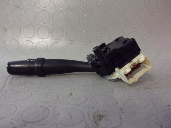 Commande eclairage TOYOTA MR III